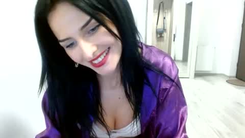 Kitty online show from June 13, 9:50 am