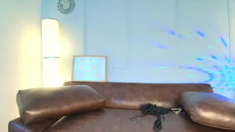 Kitty online show from August 17, 6:57 pm