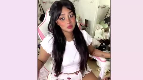 kittybun7 online show from July 8, 7:40 pm