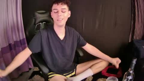 KittyCamKat online show from June 8, 8:48 pm