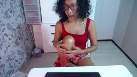 kittykatss online show from August 9, 3:35 pm