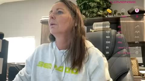 kittykattlove2 online show from August 5, 4:05 pm