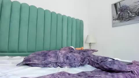 kittykiss__ online show from August 12, 3:03 pm