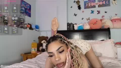 kittymarie28 online show from June 27, 5:33 am