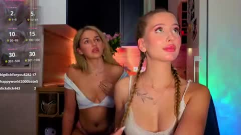 Mona  Sophia online show from August 3, 6:37 pm