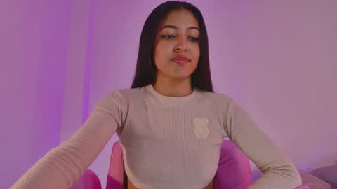 kittymyers_ online show from August 14, 3:04 pm