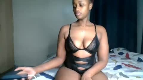 Kittypettite online show from August 15, 5:28 pm