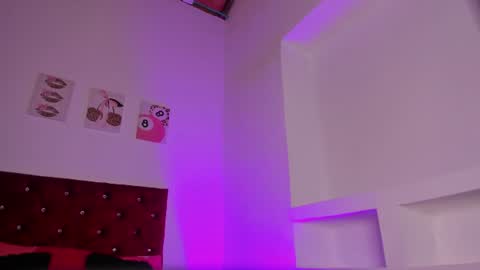 kitty online show from August 7, 9:26 pm