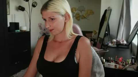 kittysxkat online show from July 13, 1:18 pm