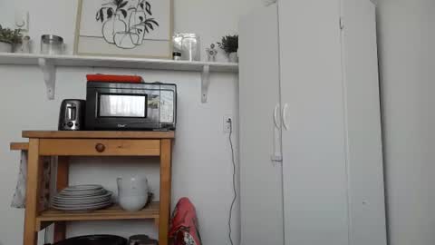Kittyymaze online show from July 24, 2:42 pm