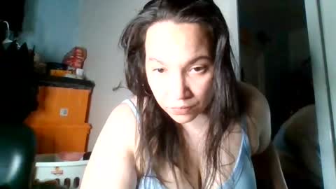 kivs19 online show from August 11, 11:18 pm