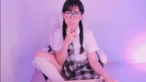 kiwi____ online show from July 23, 8:44 pm