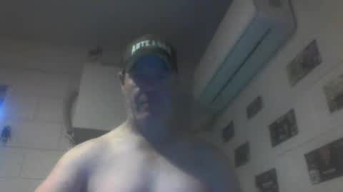 kiwiguy19773 online show from May 3, 5:23 am
