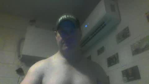 kiwiguy19773 online show from July 1, 7:09 am