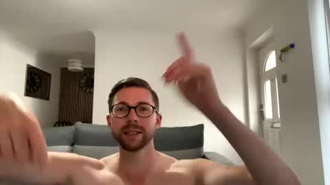 kkezzy online show from July 25, 5:39 pm