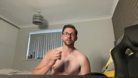 kkezzy online show from August 14, 5:27 pm