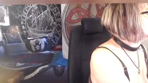 Michelle online show from August 14, 3:59 pm