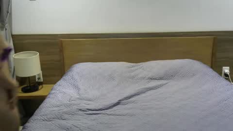 kleo901854860422 online show from August 11, 5:26 pm