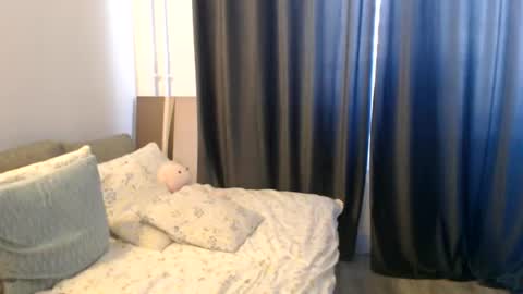 kleopatra__ online show from July 16, 1:45 pm