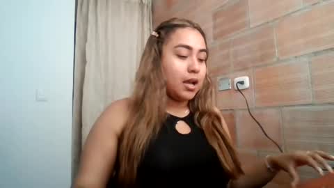 Kloe online show from August 5, 2:37 pm