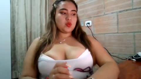 Kloe online show from August 6, 1:04 am