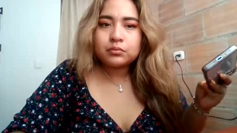 Kloe online show from August 15, 5:28 pm