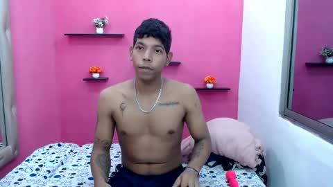 kloe matias online show from August 12, 6:49 am