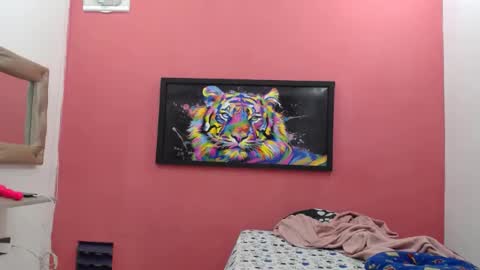 kloe matias online show from August 13, 3:31 am