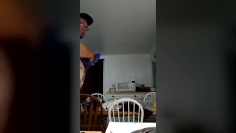 knead4weed online show from August 1, 7:14 am