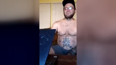 knead4weed online show from August 4, 11:35 pm