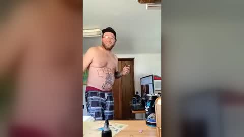 knead4weed online show from August 8, 5:57 pm