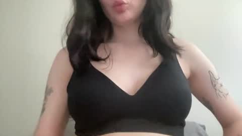 Bryn online show from July 25, 7:29 pm