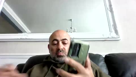 knickerwhipper online show from May 15, 11:54 am