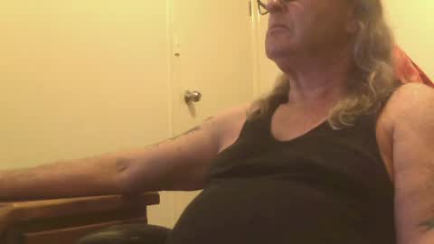 knobout online show from June 30, 11:44 am