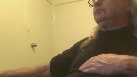 knobout online show from July 14, 11:46 am