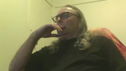knobout online show from July 23, 7:44 am