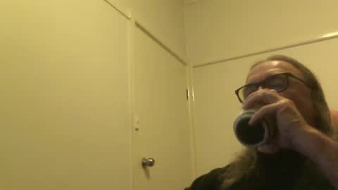 knobout online show from August 16, 11:36 am