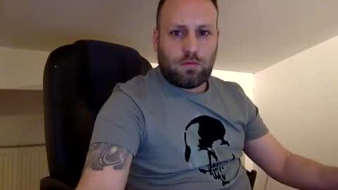 hugo online show from March 28, 5:47 am
