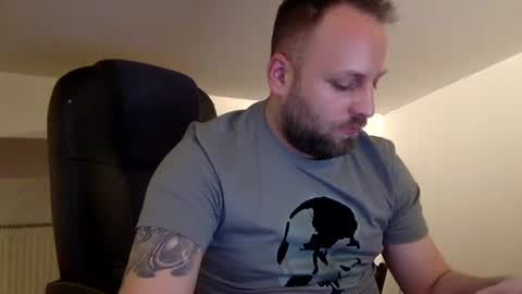 hugo online show from March 28, 6:53 am