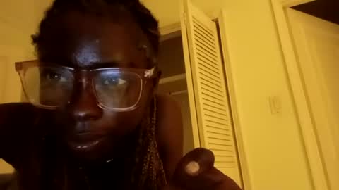 kokobutther online show from August 8, 4:01 am