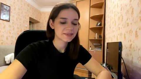 Eva online show from August 1, 10:27 pm