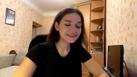Eva online show from August 2, 7:10 pm