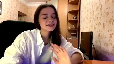 Eva online show from August 5, 7:12 pm