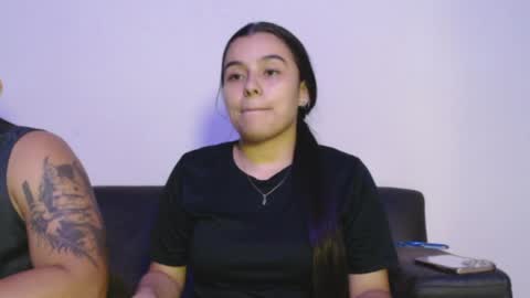 konnie_adan online show from June 4, 10:19 am