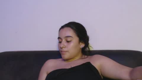 konnie_adan online show from July 10, 1:11 am