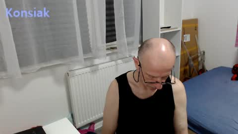 konsiak online show from April 26, 8:27 pm
