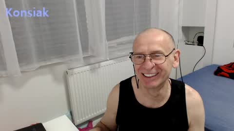 konsiak online show from April 29, 6:43 pm