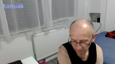 konsiak online show from April 29, 7:49 pm