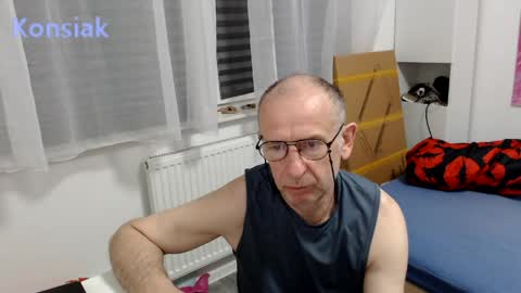 konsiak online show from May 18, 6:41 pm