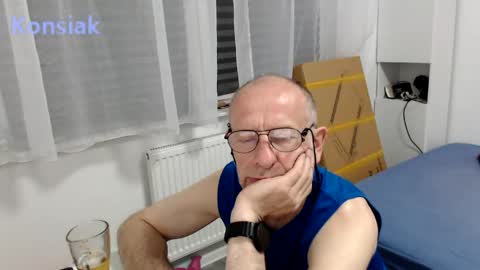konsiak online show from June 8, 6:47 pm